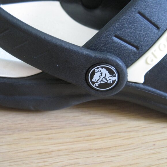 Crocs Dual Comfort Black White Unisex Men Size 5 Women Size 7 Slip-on Clogs - Picture 5 of 5